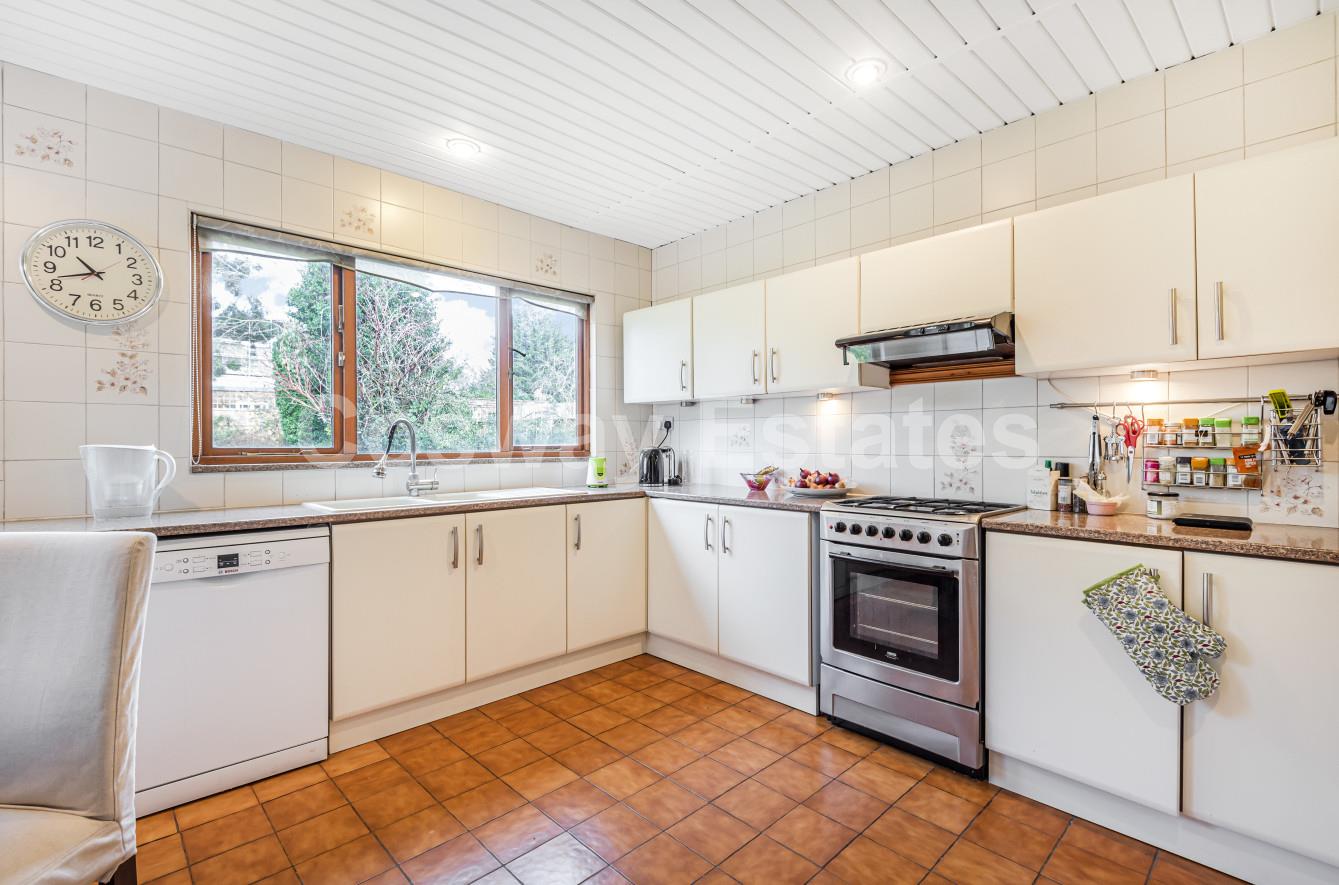 Woodcroft Avenue, Mill Hill